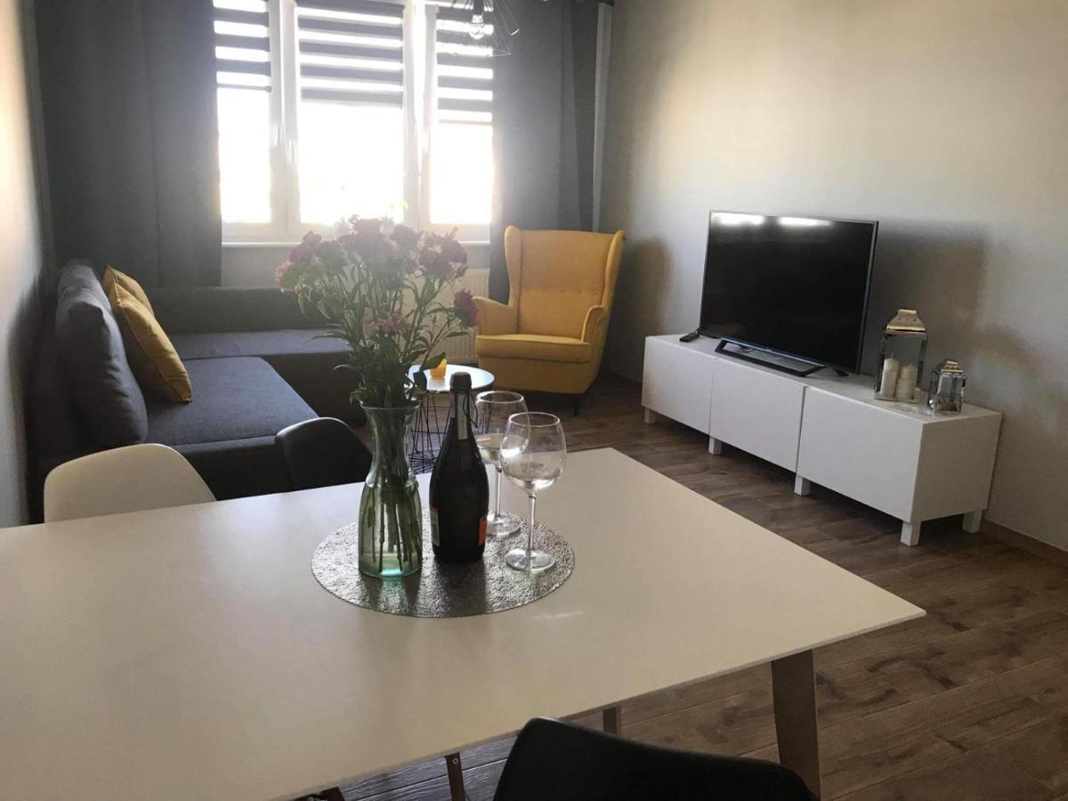 Apartamentlesna12Hel Bagian luar foto